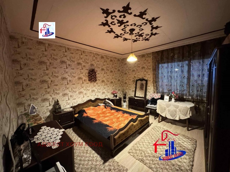 Продава ЕТАЖ ОТ КЪЩА, гр. Шумен, Дивдядово, снимка 2 - Етаж от къща - 53506758