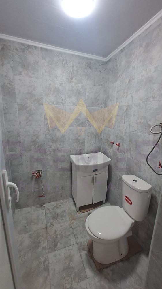 Продава КЪЩА, с. Горица, област Варна, снимка 12 - Къщи - 56103202