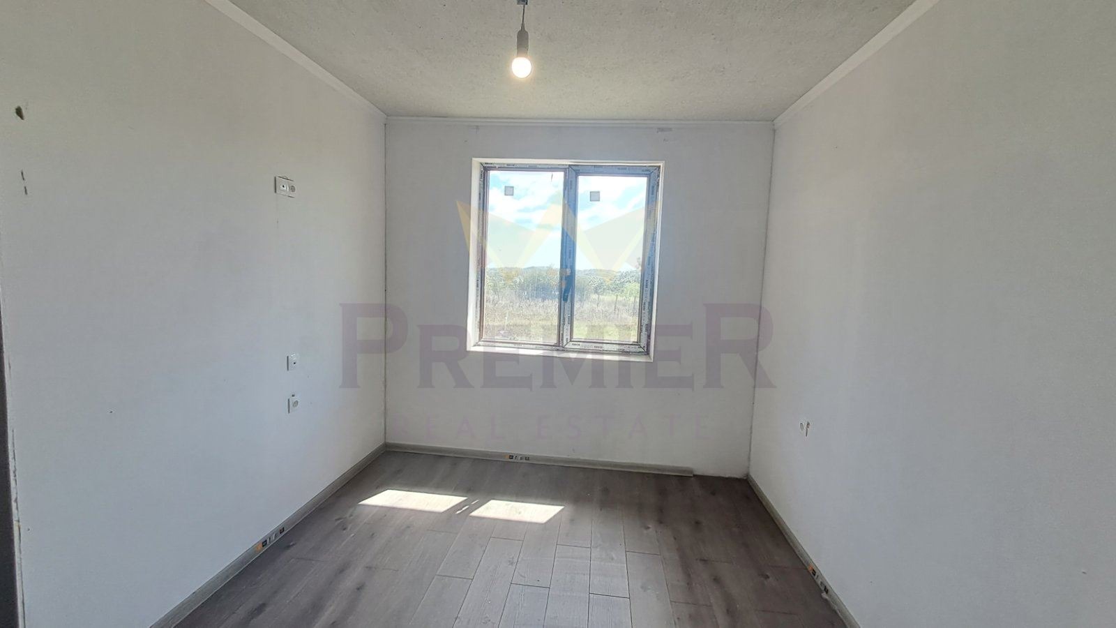 Продава КЪЩА, с. Горица, област Варна, снимка 7 - Къщи - 56103202