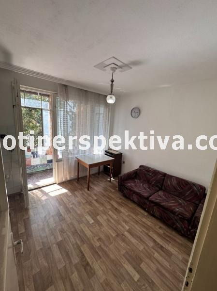 Продава 2-СТАЕН, гр. Пловдив, Христо Смирненски, снимка 1 - Aпартаменти - 47338002