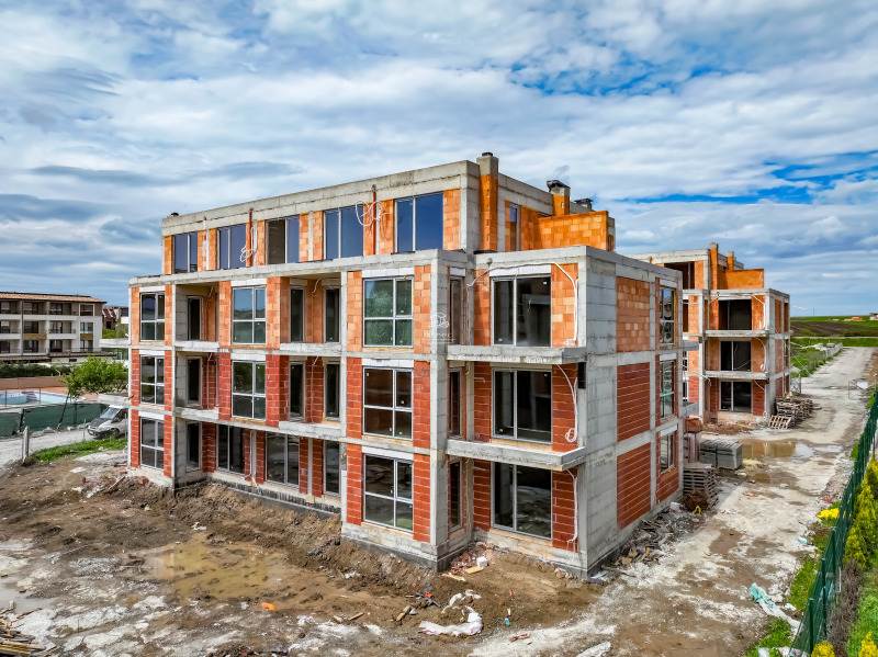 Продава  3-стаен град Бургас , Сарафово , 93 кв.м | 99001766 - изображение [4]