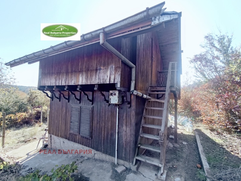 Продава ВИЛА, с. Николово, област Русе, снимка 11 - Вили - 51910135