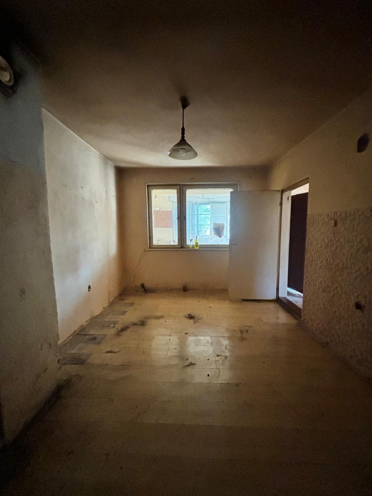 Продава КЪЩА, с. Изгрев, област Варна, снимка 7 - Къщи - 56310996