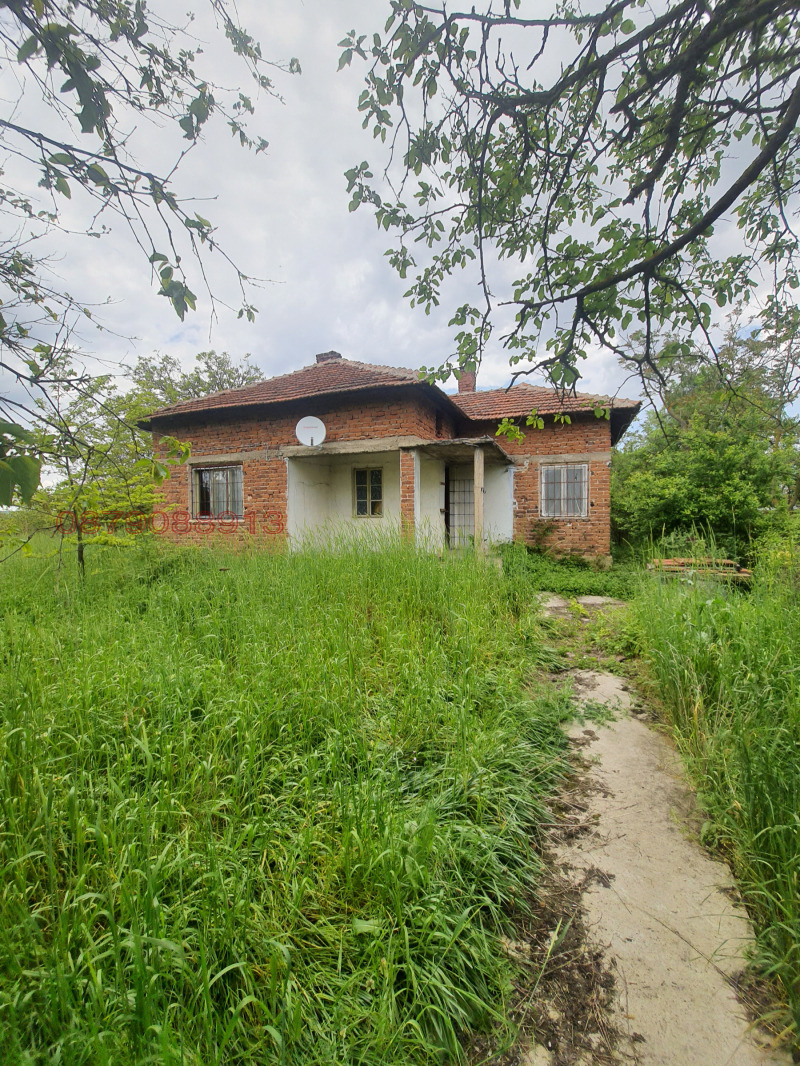 Продава КЪЩА в област Монтана, с. Дъбова махала - 70 кв.м / 12 000 € » 23 469.96 лв.