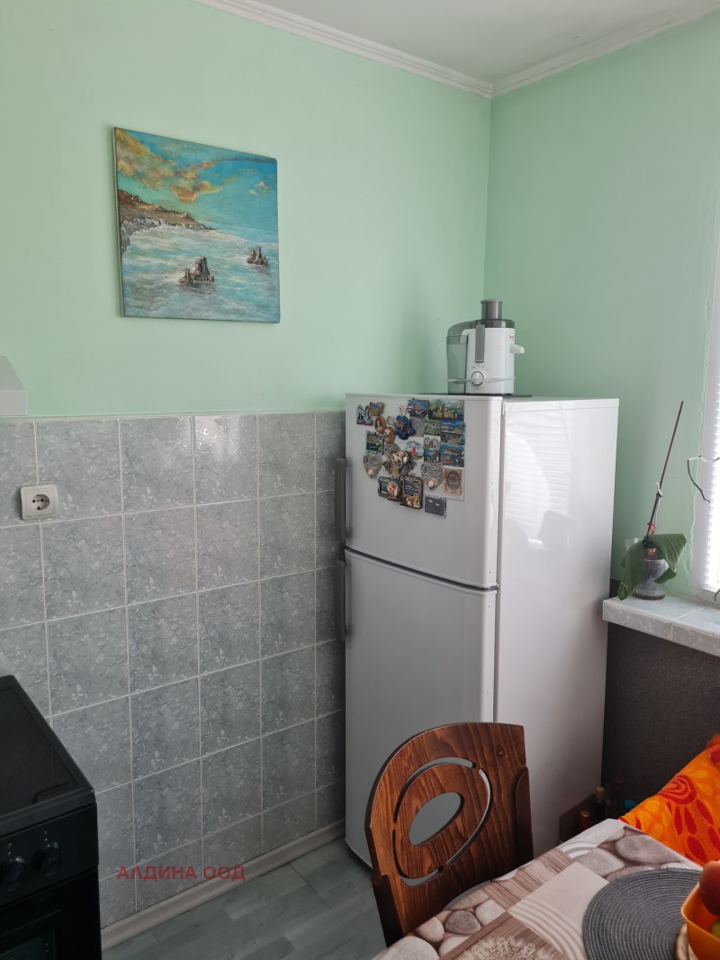 Продава  1-стаен град Перник , Изток , 46 кв.м | 52924682 - изображение [8]