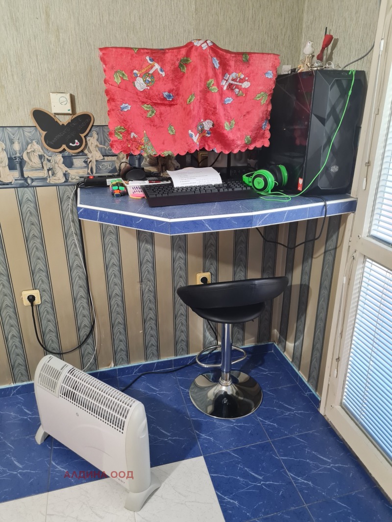 Продава  1-стаен град Перник , Изток , 46 кв.м | 52924682 - изображение [5]