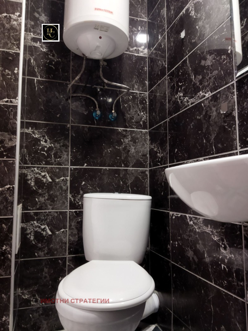 Продава  1-стаен град Велико Търново , Бузлуджа , 32 кв.м | 40287992 - изображение [3]