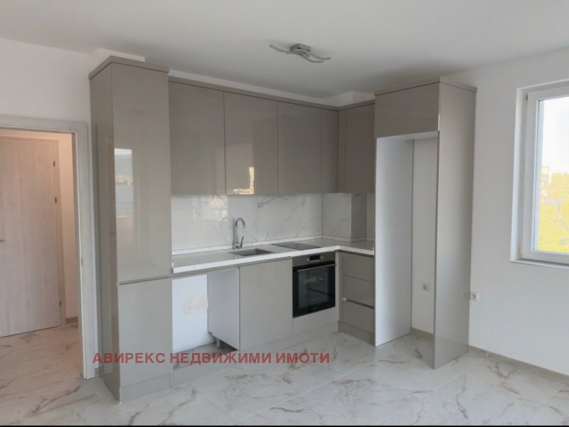 Продава  2-стаен, град Пловдив, Южен •  164 000 € • ID 37116231 — holmes.bg - [1] 