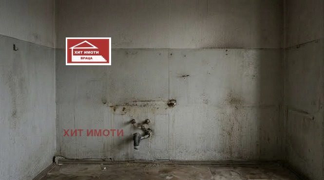 Продава 2-СТАЕН, гр. Враца, Вежен, снимка 2 - Апартаменти - 53887576