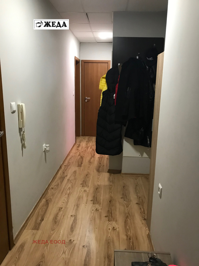 Продава  3-стаен град Плевен , Широк център , 88 кв.м | 61989770 - изображение [15]