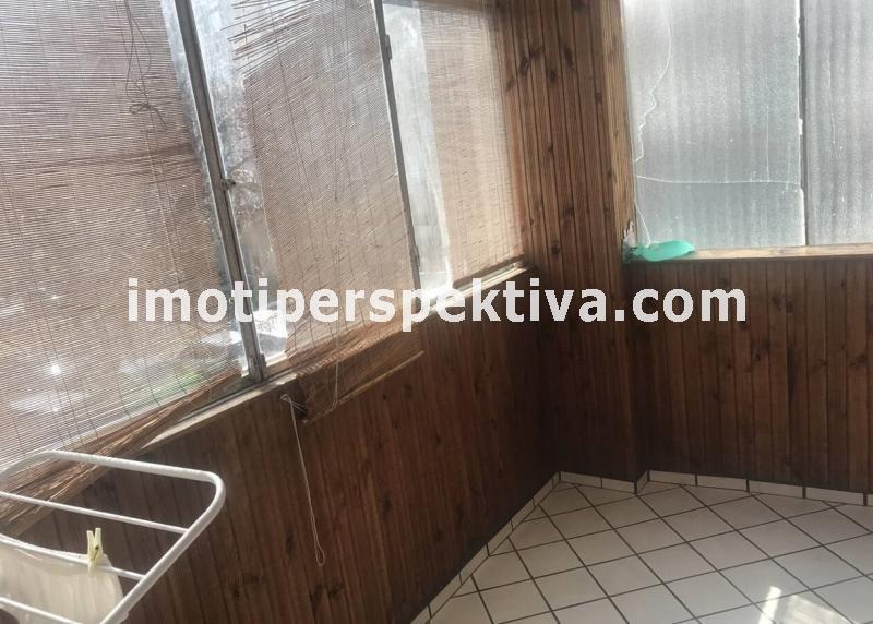 For Sale  2 bedroom Plovdiv , Izgrev , 70 sq.m | 18748910 - image [9]