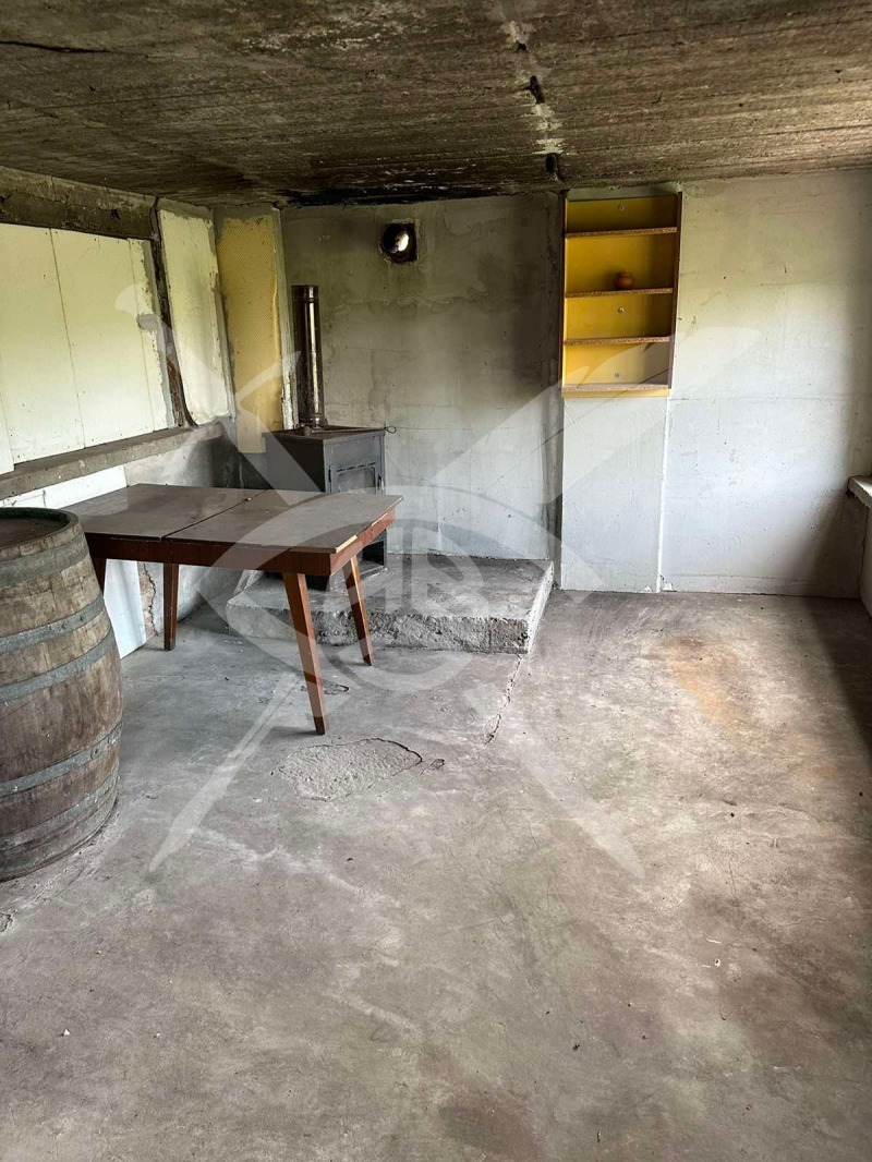 Till salu  Hus region Burgas , Aitos , 300 kvm | 93926699 - bild [5]