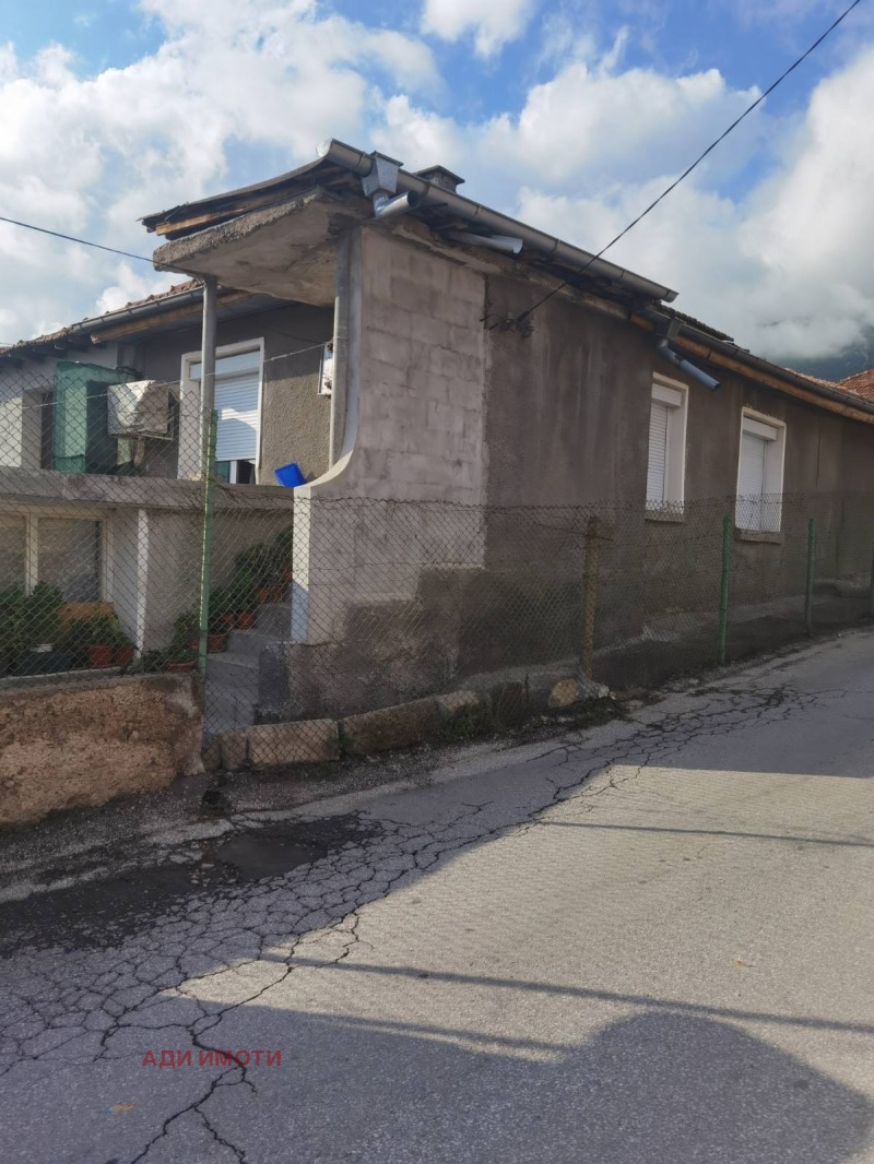 Продава  Къща област Пловдив , гр. Карлово , 65 кв.м | 90951812 - изображение [2]