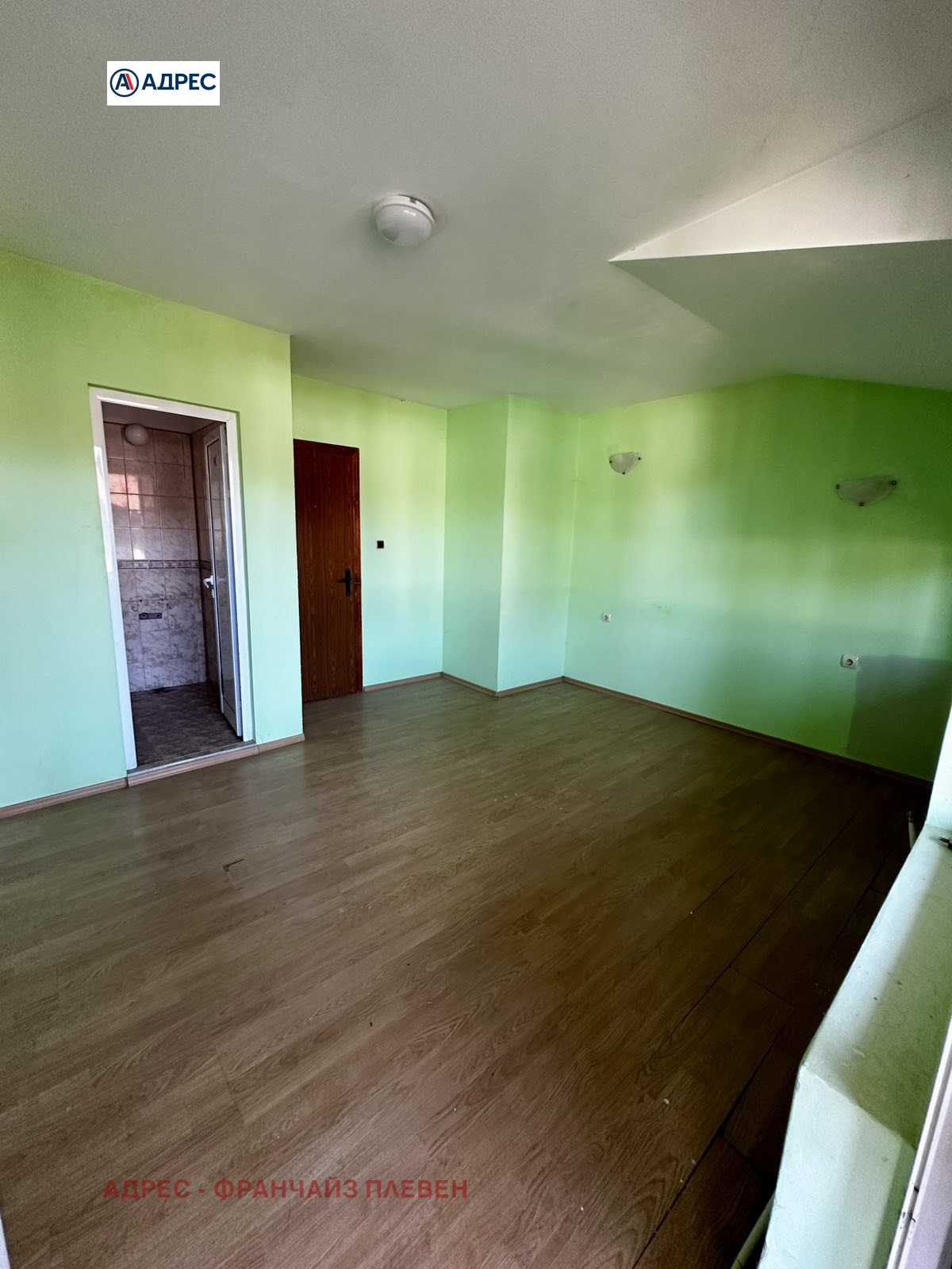 Продава ХОТЕЛ, с. Орешак, област Ловеч, снимка 8 - Хотели - 55448980