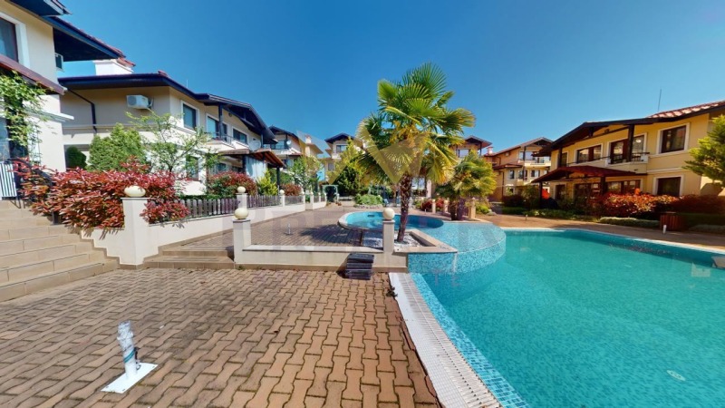 Продава КЪЩА, с. Кошарица, област Бургас