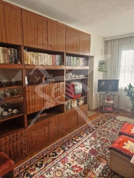 Продава МНОГОСТАЕН, гр. Айтос, област Бургас, снимка 2 - Апартаменти - 52707911