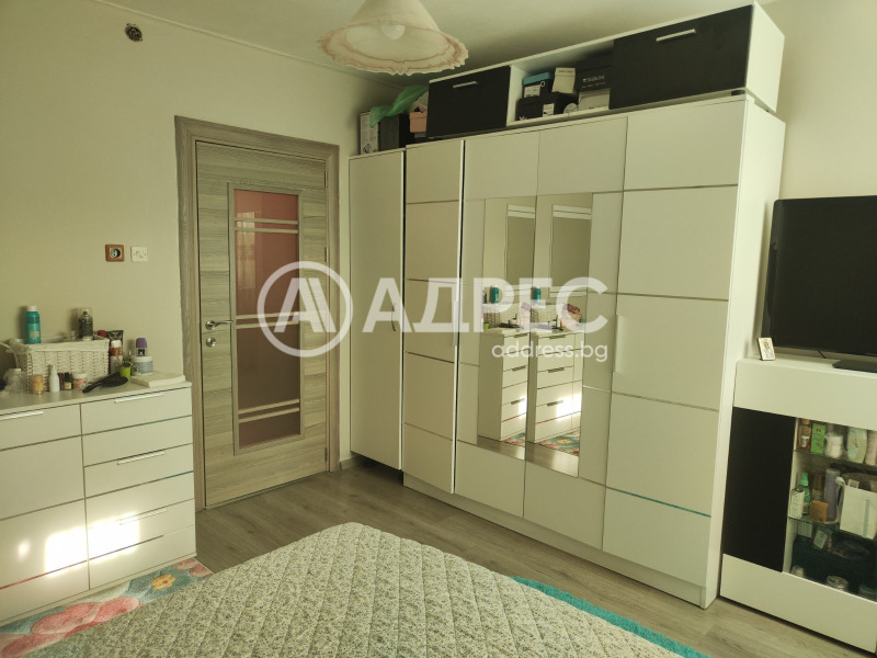 Продава ЕТАЖ ОТ КЪЩА, гр. Карлово, област Пловдив, снимка 5 - Етаж от къща - 52752551