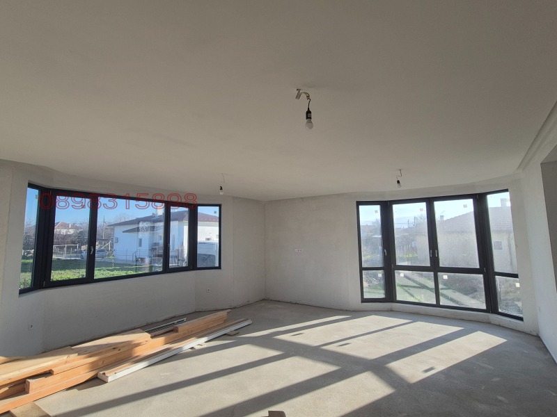 Продава КЪЩА, с. Златитрап, област Пловдив, снимка 13 - Къщи - 52805454