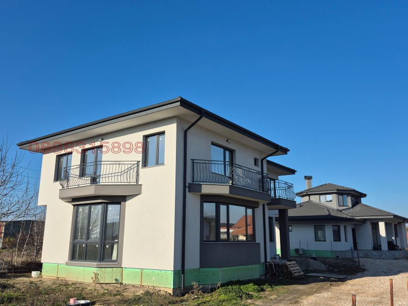 Продава КЪЩА, с. Златитрап, област Пловдив, снимка 3 - Къщи - 52805454