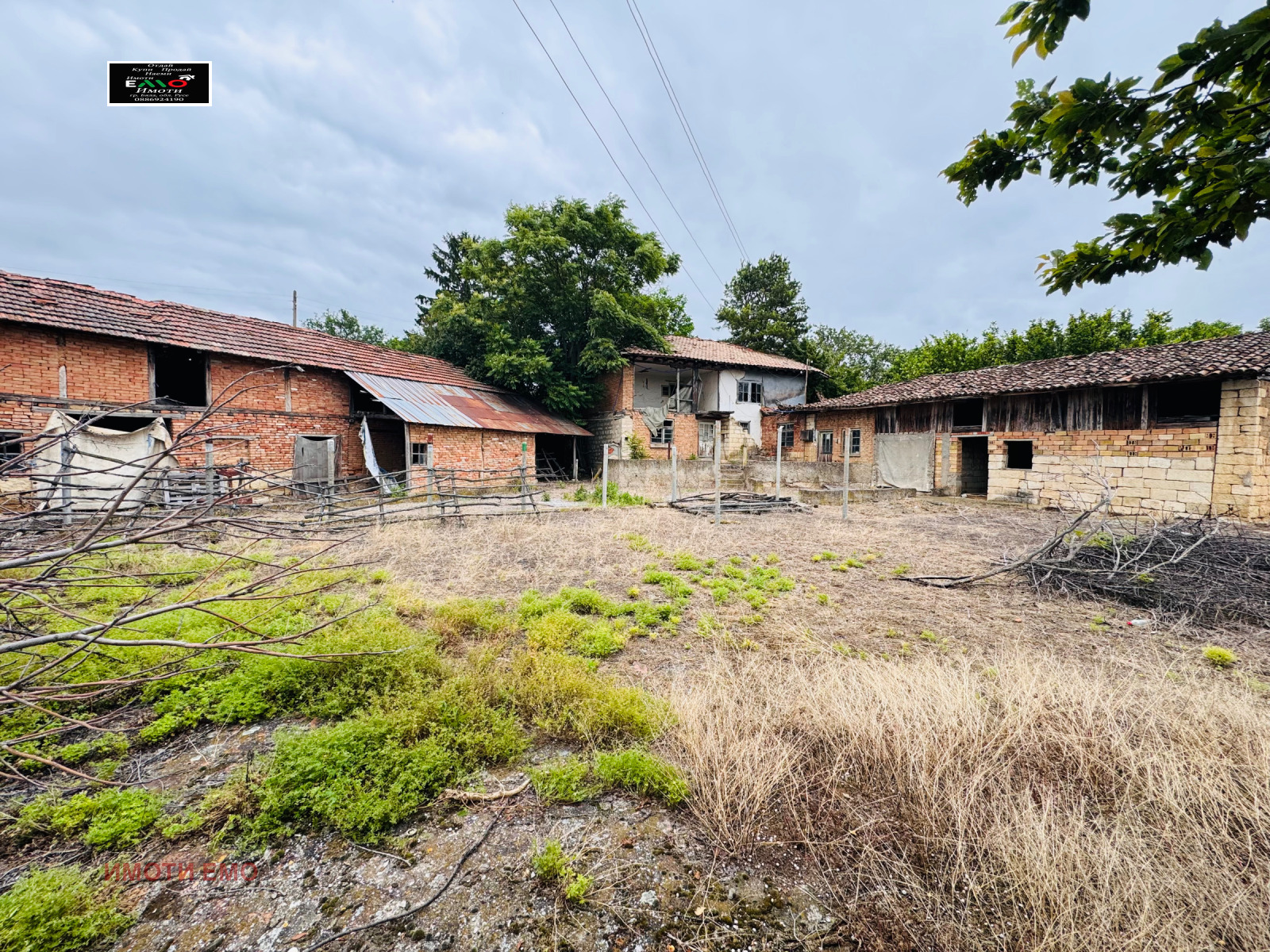 Продава КЪЩА, с. Брестовица, област Русе