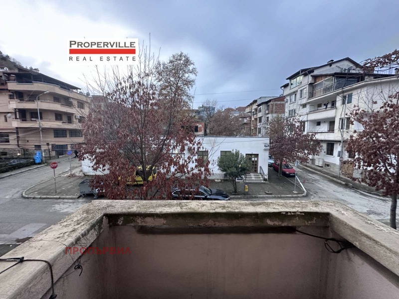 Продава  2-стаен област Благоевград , гр. Петрич , 85 кв.м | 45241929
