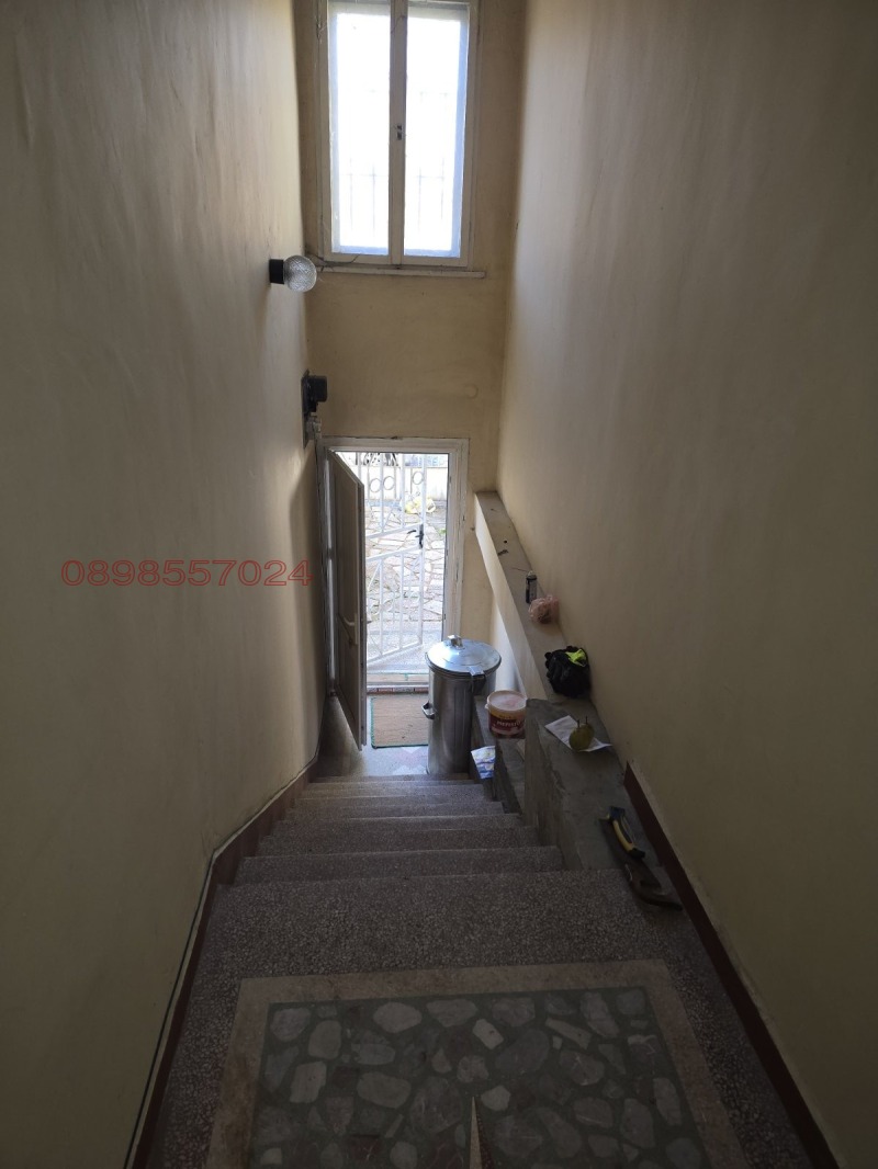 Продава ЕТАЖ ОТ КЪЩА, гр. Пещера, област Пазарджик, снимка 15 - Етаж от къща - 52785081