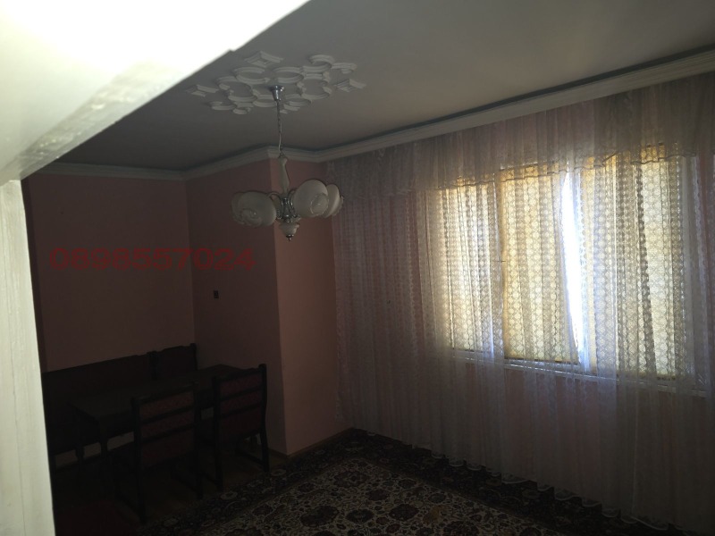 Продава ЕТАЖ ОТ КЪЩА, гр. Пещера, област Пазарджик, снимка 5 - Етаж от къща - 52785081