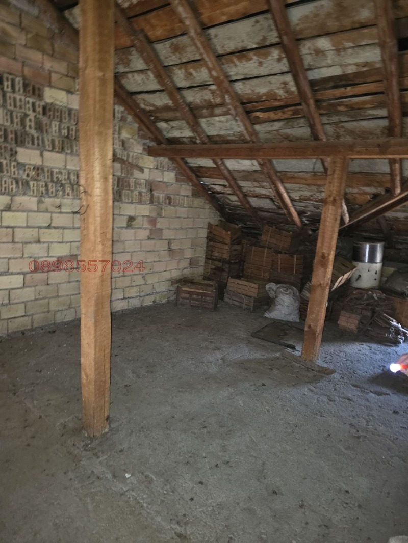 Продава ЕТАЖ ОТ КЪЩА, гр. Пещера, област Пазарджик, снимка 12 - Етаж от къща - 52785081