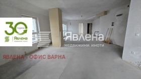 4-стаен град Варна, Операта 8