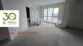 4-стаен град Варна, Операта 9