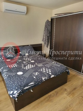 Dom Carkwa, Pernik 10
