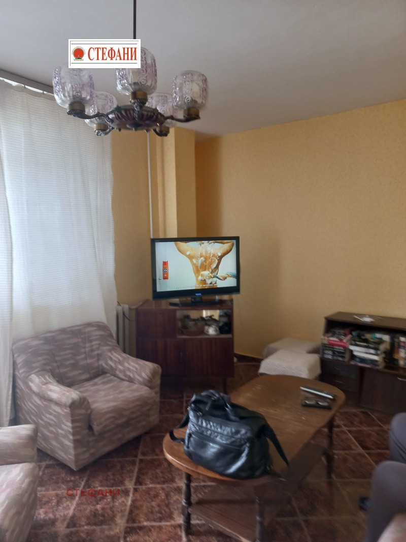 For Sale  2 bedroom Ruse , Vazrazhdane , 84 sq.m | 54150638 - image [2]