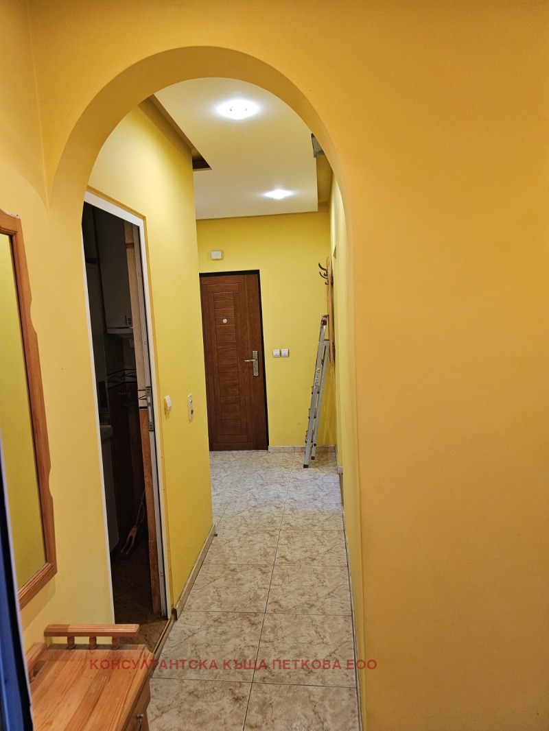 Продава 3-СТАЕН, гр. Ловеч, Младост, снимка 3 - Апартаменти - 52540482