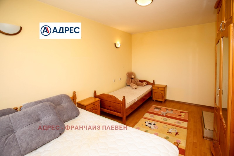 Продава КЪЩА, с. Хлевене, област Ловеч, снимка 13 - Къщи - 53423520