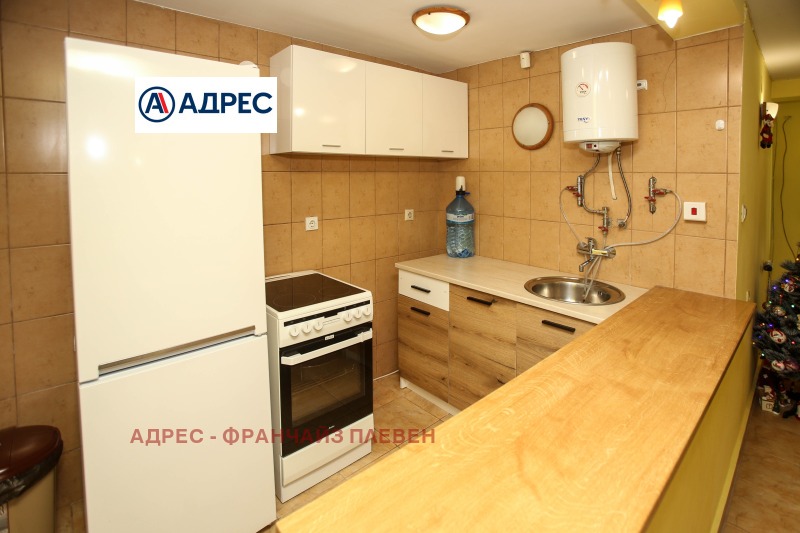 Продава КЪЩА, с. Хлевене, област Ловеч, снимка 7 - Къщи - 53423520