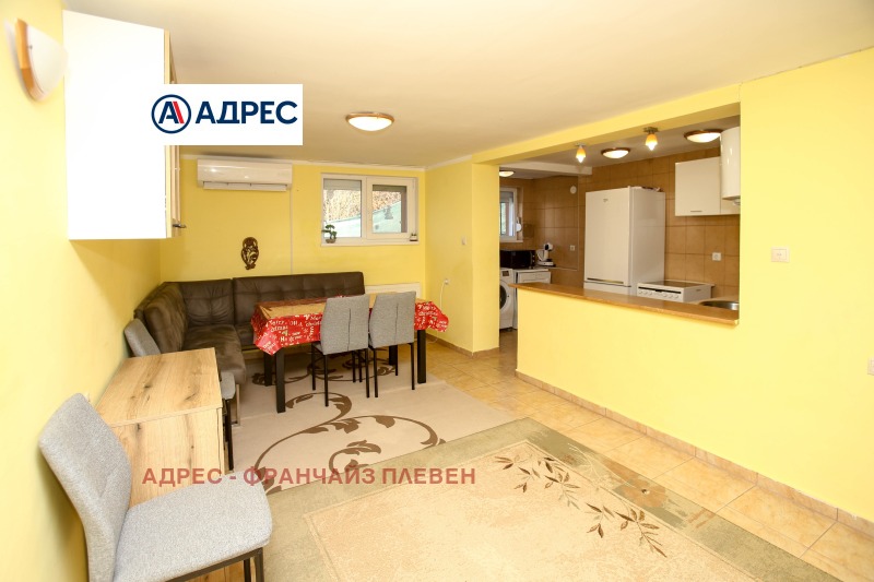 Продава КЪЩА, с. Хлевене, област Ловеч, снимка 6 - Къщи - 53423520