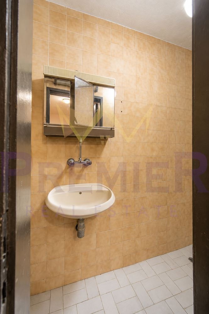 Продава 3-СТАЕН, гр. Варна, Централна поща, снимка 12 - Апартаменти - 55791048