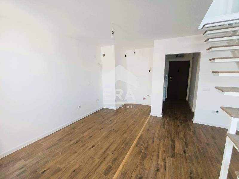 Продава МЕЗОНЕТ, гр. София, Подуяне, снимка 2 - Апартаменти - 54201017