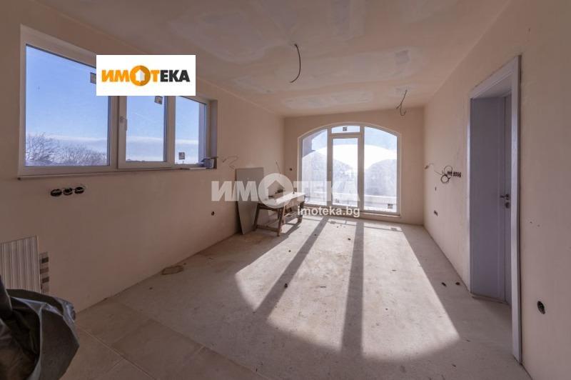 Продава КЪЩА, гр. Варна, м-т Долна Трака, снимка 1 - Къщи - 47037032