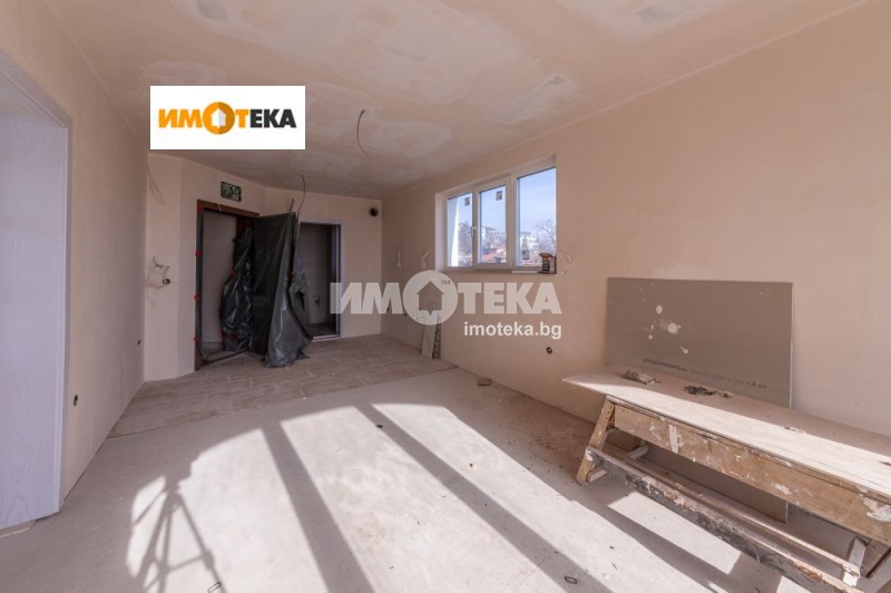 Продава КЪЩА, гр. Варна, м-т Долна Трака, снимка 14 - Къщи - 47037032