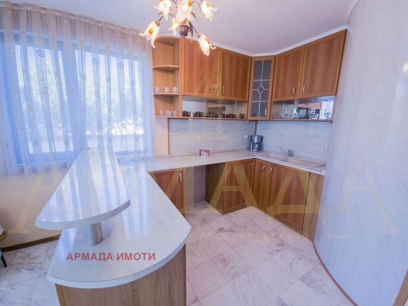 Продава КЪЩА, гр. Пловдив, Беломорски, снимка 13 - Къщи - 47507793