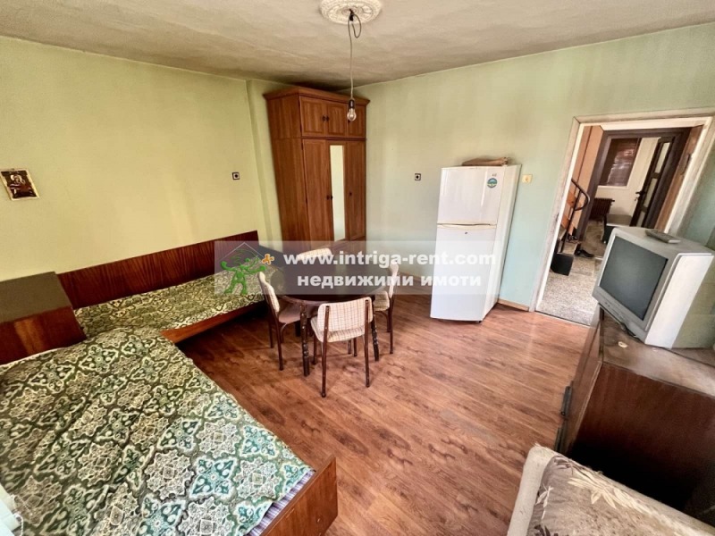 Продава КЪЩА, гр. Хасково, Тракийски, снимка 6 - Къщи - 49007711