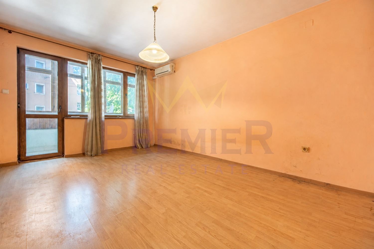 Продава 3-СТАЕН, гр. Варна, Централна поща, снимка 2 - Апартаменти - 55791048