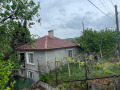 Продава КЪЩА, гр. Девня, област Варна, снимка 2 - Къщи - 43394387