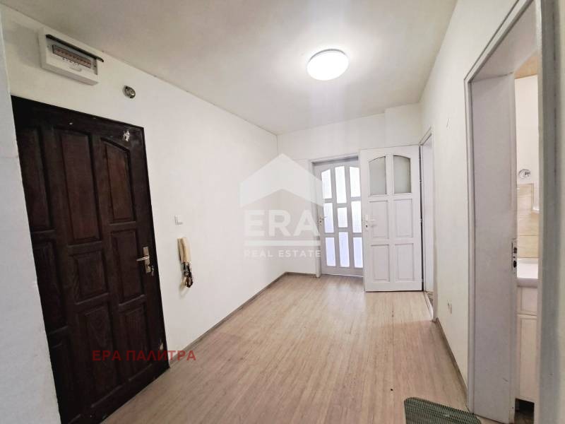 Продава  3-стаен град Бургас , Център , 156 кв.м | 97124850 - изображение [5]