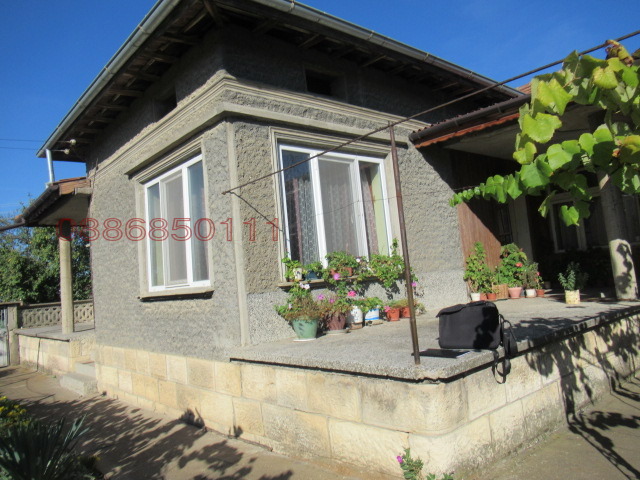 Продава КЪЩА, гр. Исперих, област Разград