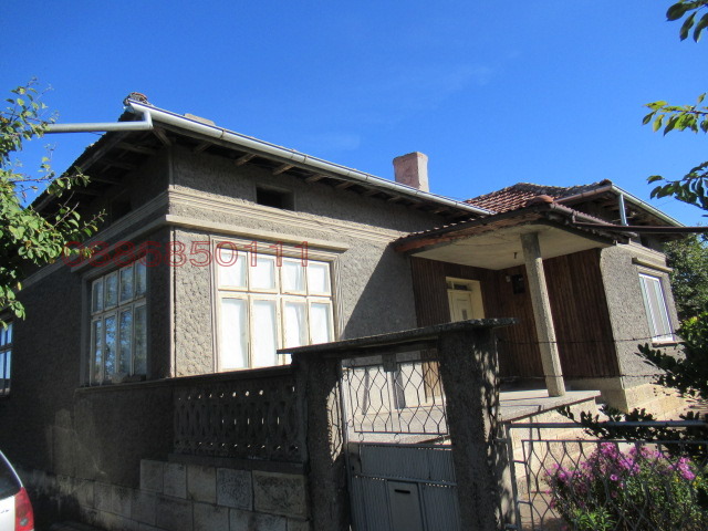 Продава КЪЩА, гр. Исперих, област Разград, снимка 4 - Къщи - 53500028