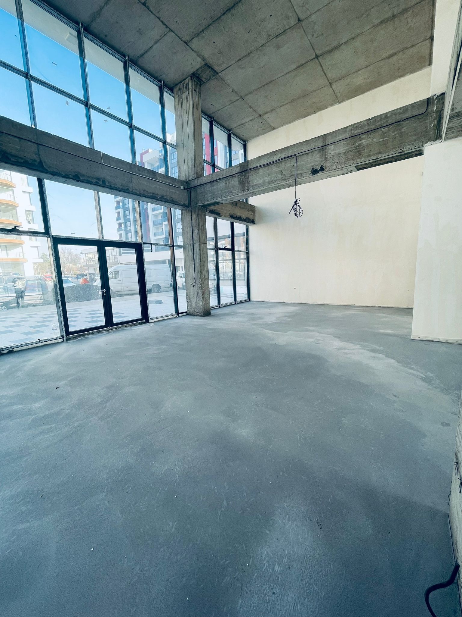 Продава МАГАЗИН, гр. София, Център, снимка 2 - Магазини - 53991393