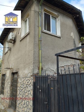 Продажба на имоти в Пригаров район, град Перник - изображение 13 