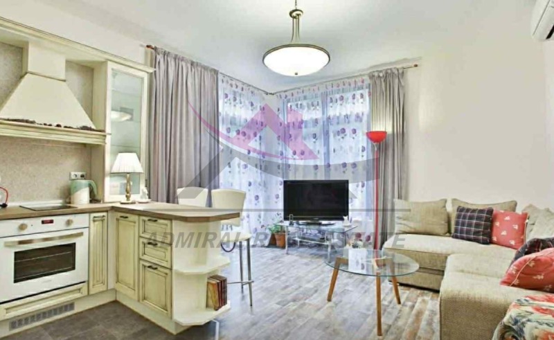 Продава 2-СТАЕН, гр. Варна, Бриз, снимка 2 - Апартаменти - 52717456